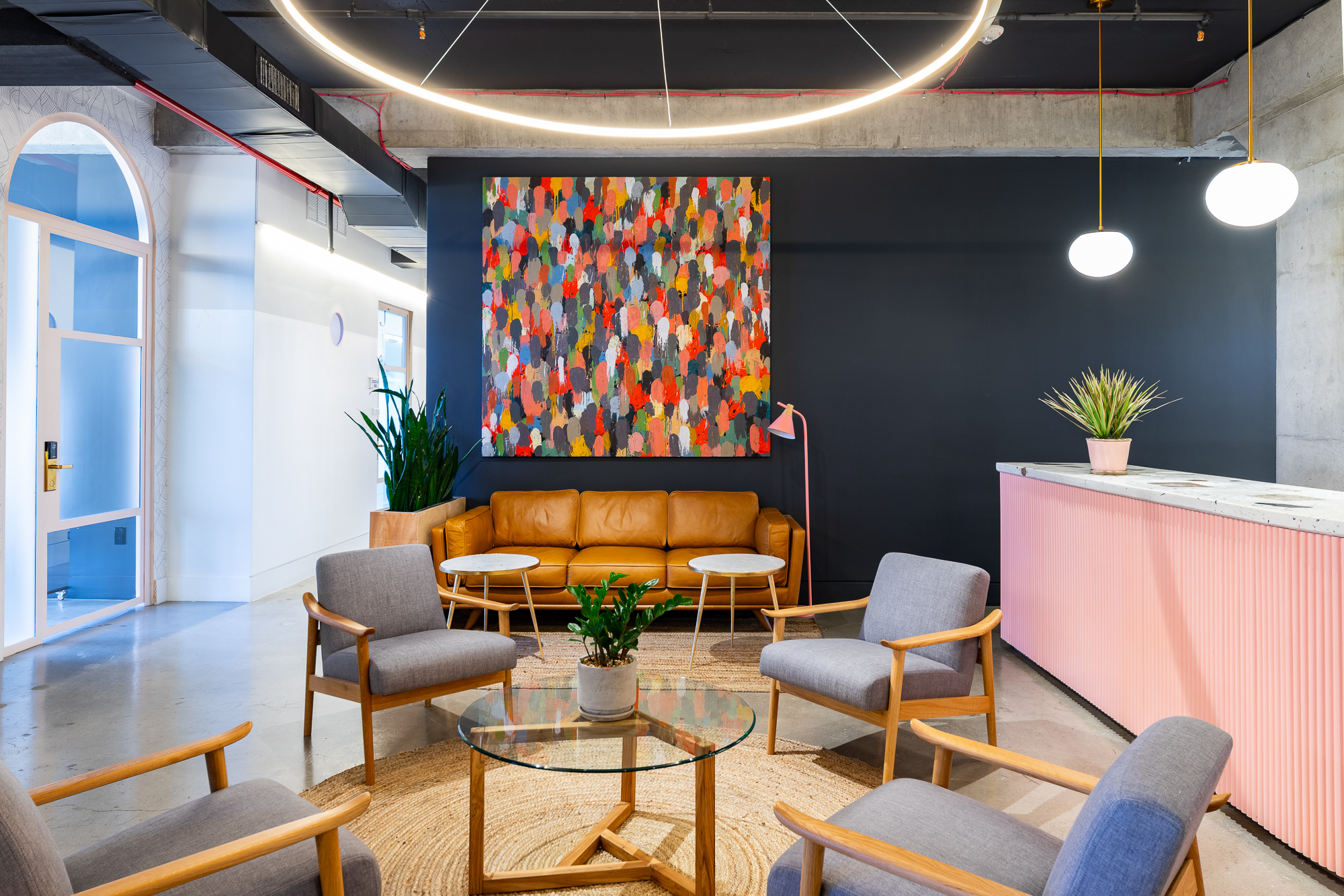 Uncover flexible office space in Brooklyn and Queens, providing with cozy, inviting atmospheres for therapy professionals.