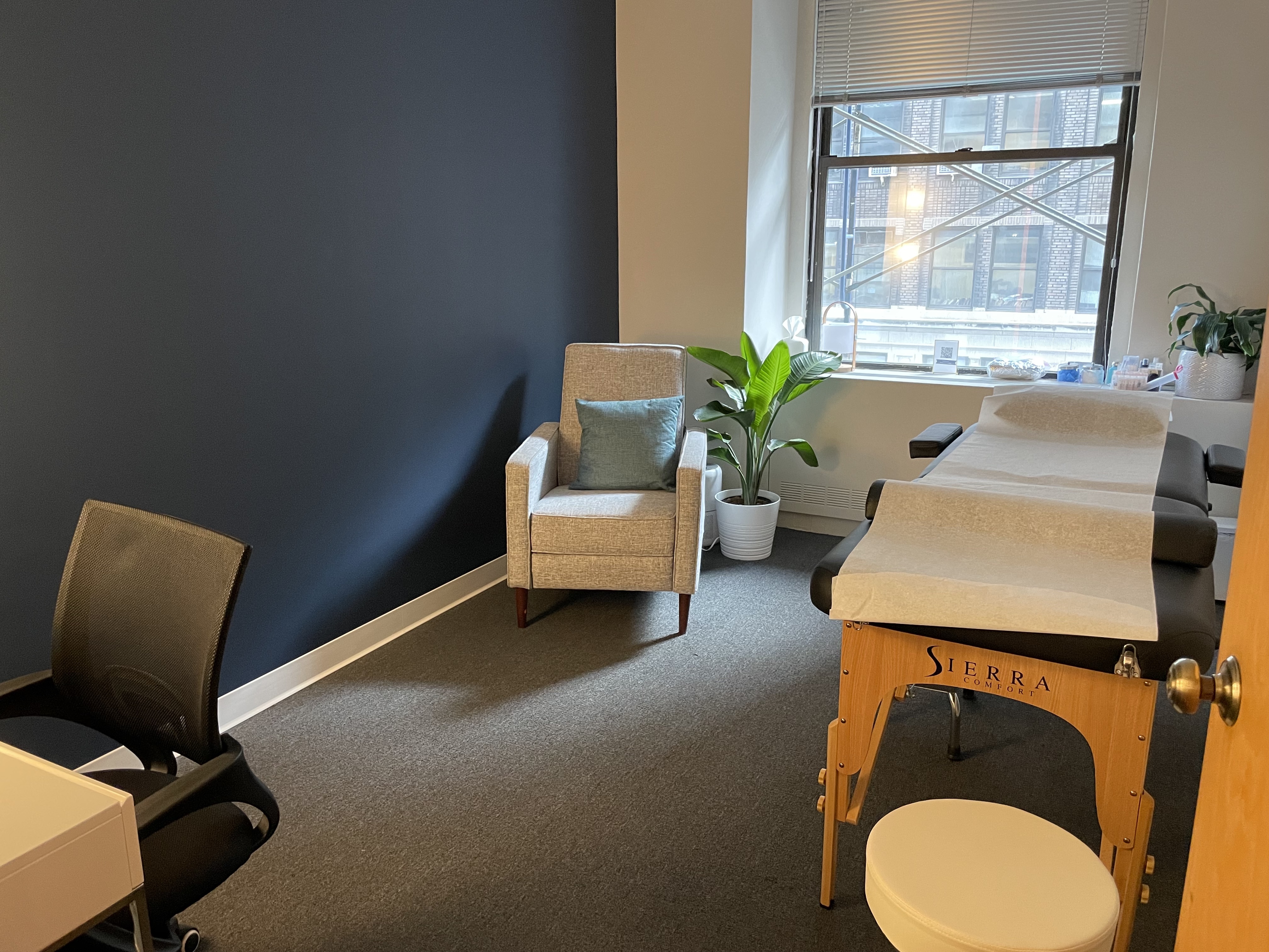 Your next rent therapist office space in Brooklyn and Queens awaits, featuring featuring natural light and spacious interiors for therapy professionals.